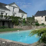 Hotel Domaine De La Courbe Le Lude