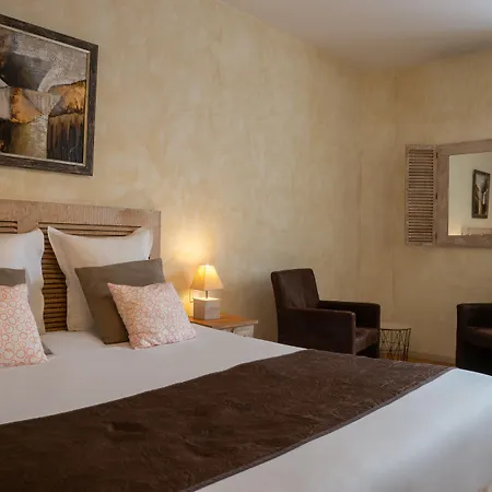 Hotel Domaine De La Courbe Le Lude