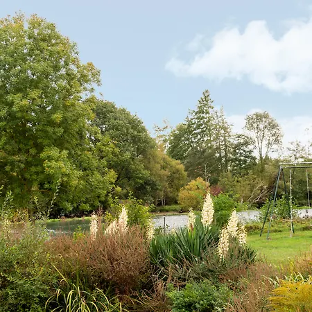 Domaine De La Courbe