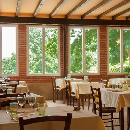 Domaine De La Courbe Le Lude