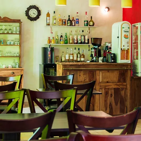 Domaine De La Courbe Hotel