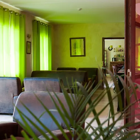 Hotel Domaine De La Courbe