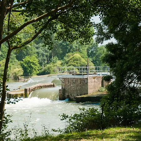 Hotel Domaine De La Courbe 3*