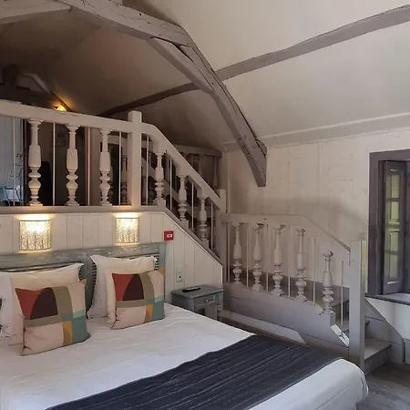 Domaine De La Courbe 3* Le Lude