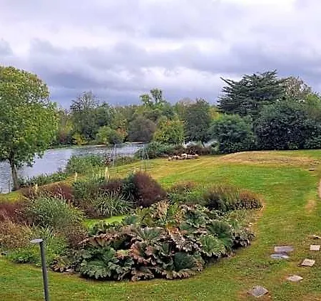 Hotel Domaine De La Courbe 3*