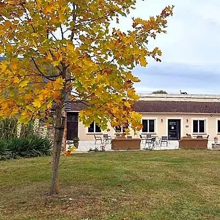 Domaine De La Courbe Le Lude