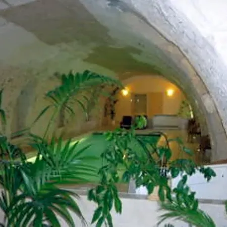 Hotel Domaine De La Courbe 3*