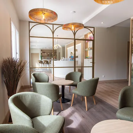 Domaine De La Courbe Hotel