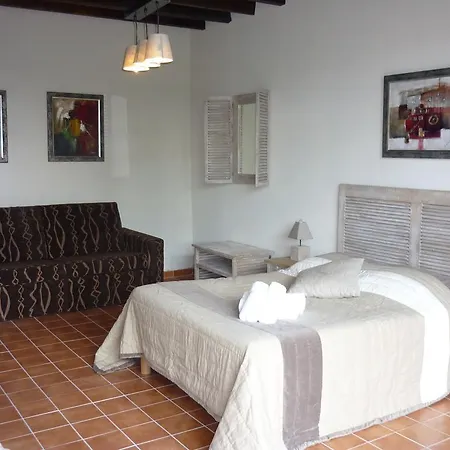 Hotel Domaine De La Courbe 3*