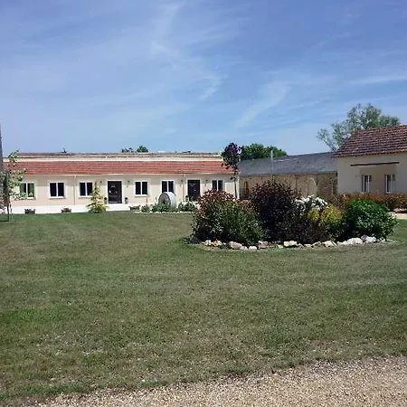 Domaine De La Courbe