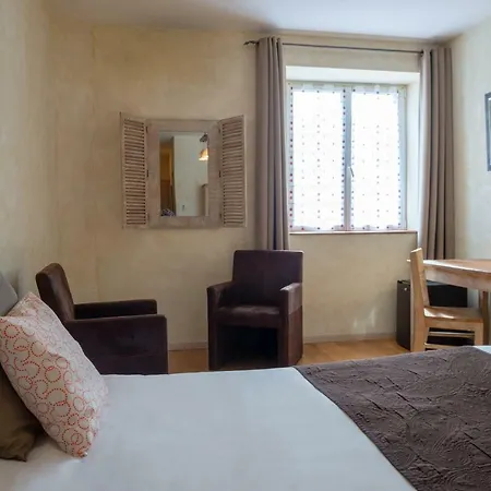 Domaine De La Courbe Hotel