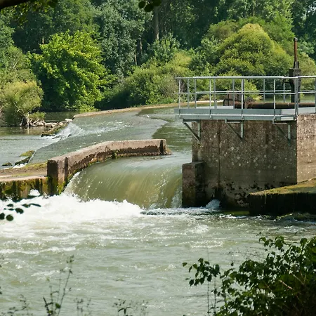 Domaine De La Courbe Hotel Le Lude