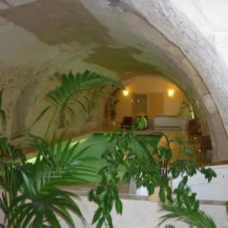 Domaine De La Courbe Hotel 3*