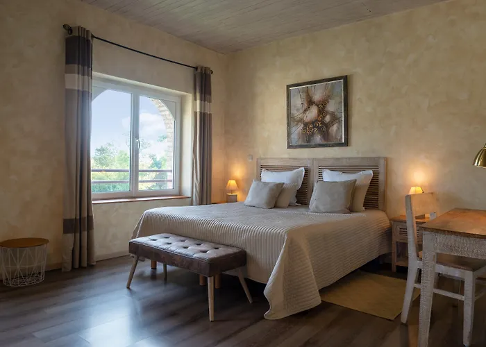 Domaine De La Courbe Hotel Le Lude