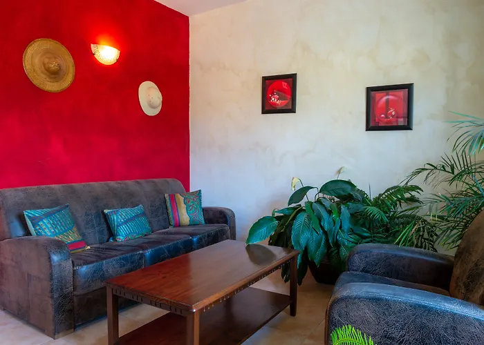 Domaine De La Courbe מלון