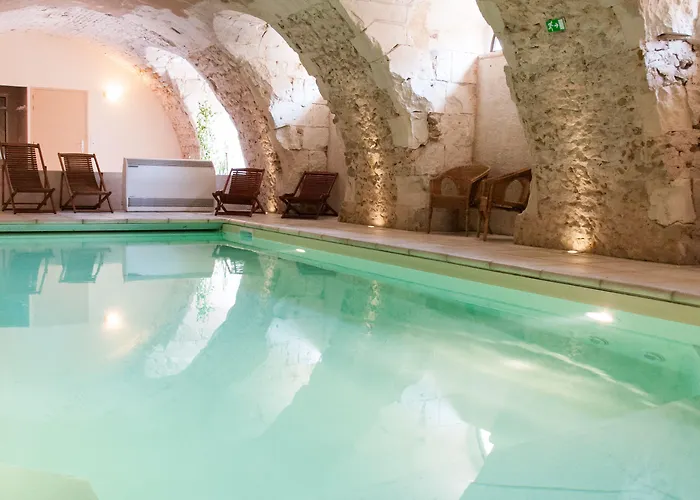 Domaine De La Courbe Hotel Le Lude