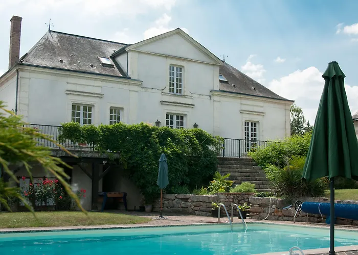 Domaine De La Courbe Le Lude