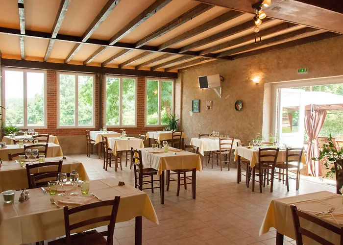 Domaine De La Courbe Hotel