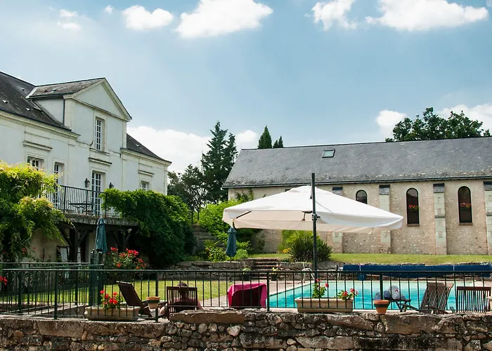 Domaine De La Courbe 3* Le Lude