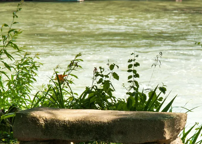 Hotel Domaine De La Courbe 3*