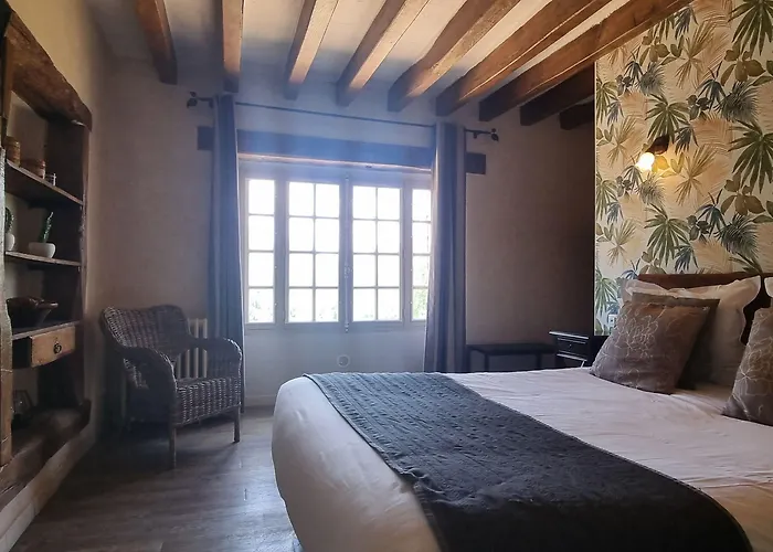 Domaine De La Courbe