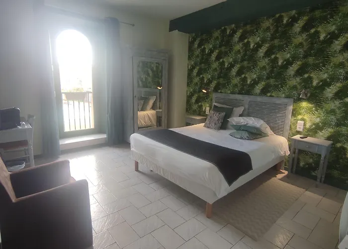 Domaine De La Courbe Le Lude