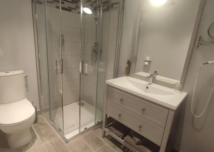 Domaine De La Courbe 3* Le Lude