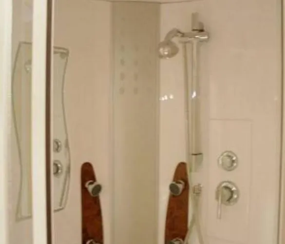 Domaine De La Courbe Hotel